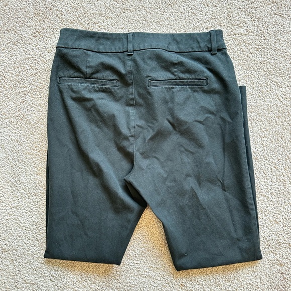 Old Navy High Rise Pixie Cropped Ankle Pants - Picture 3 of 3